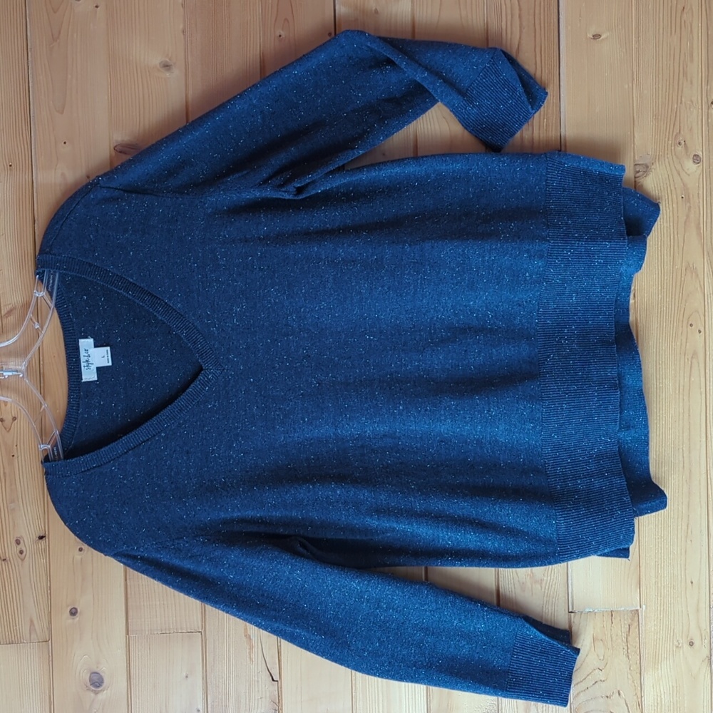 Style & Co, Blue Heathered V-Neck Tunic Style Sweater